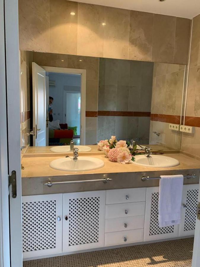 Chalet Con Piscina A 50 M De La Playa . Марбеля Екстериор снимка